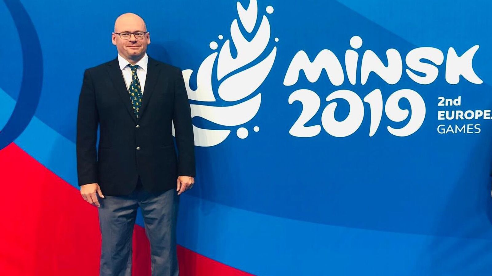 Ís­lenskur dómari dæmir á fimleikamóti í Kína