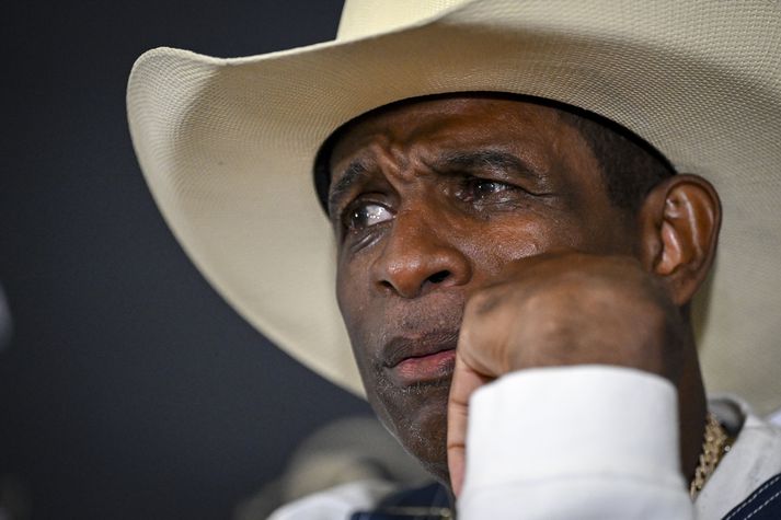 Deion Sanders var ekki í neinum feluleik þegar hann ræddi veikindi sín opinskátt.