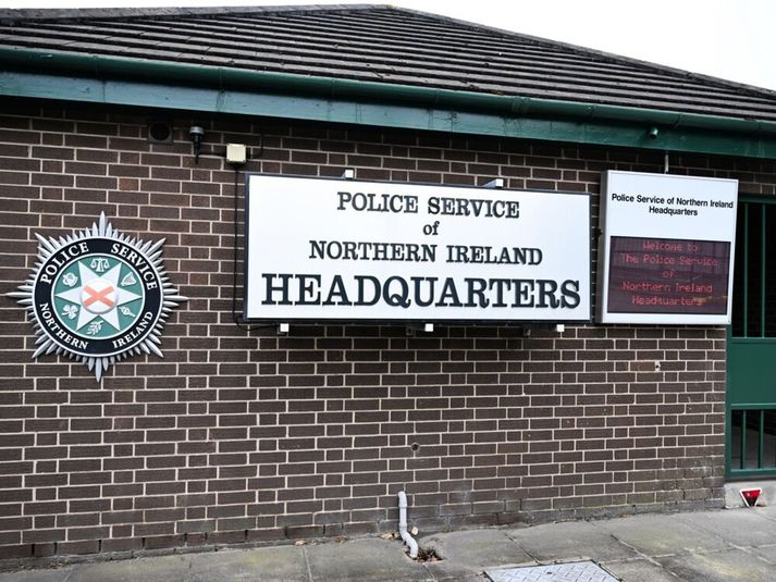 Maðurinn starfaði fyrir lögregluna frá 2000 til 2009. 