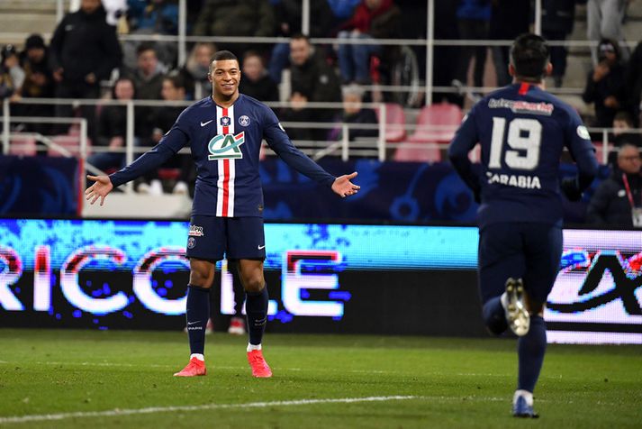 Kylian Mbappe fagnar einu af mörgu mörkum sínum fyrir Paris Saint Germain.