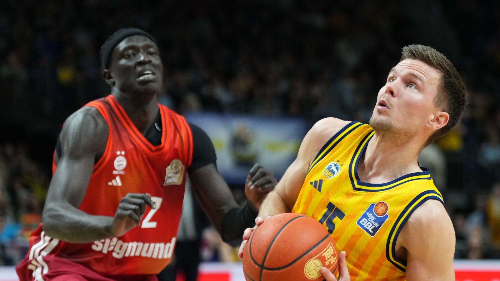 Martin næstum því með stig á mínútu í öruggum sigri