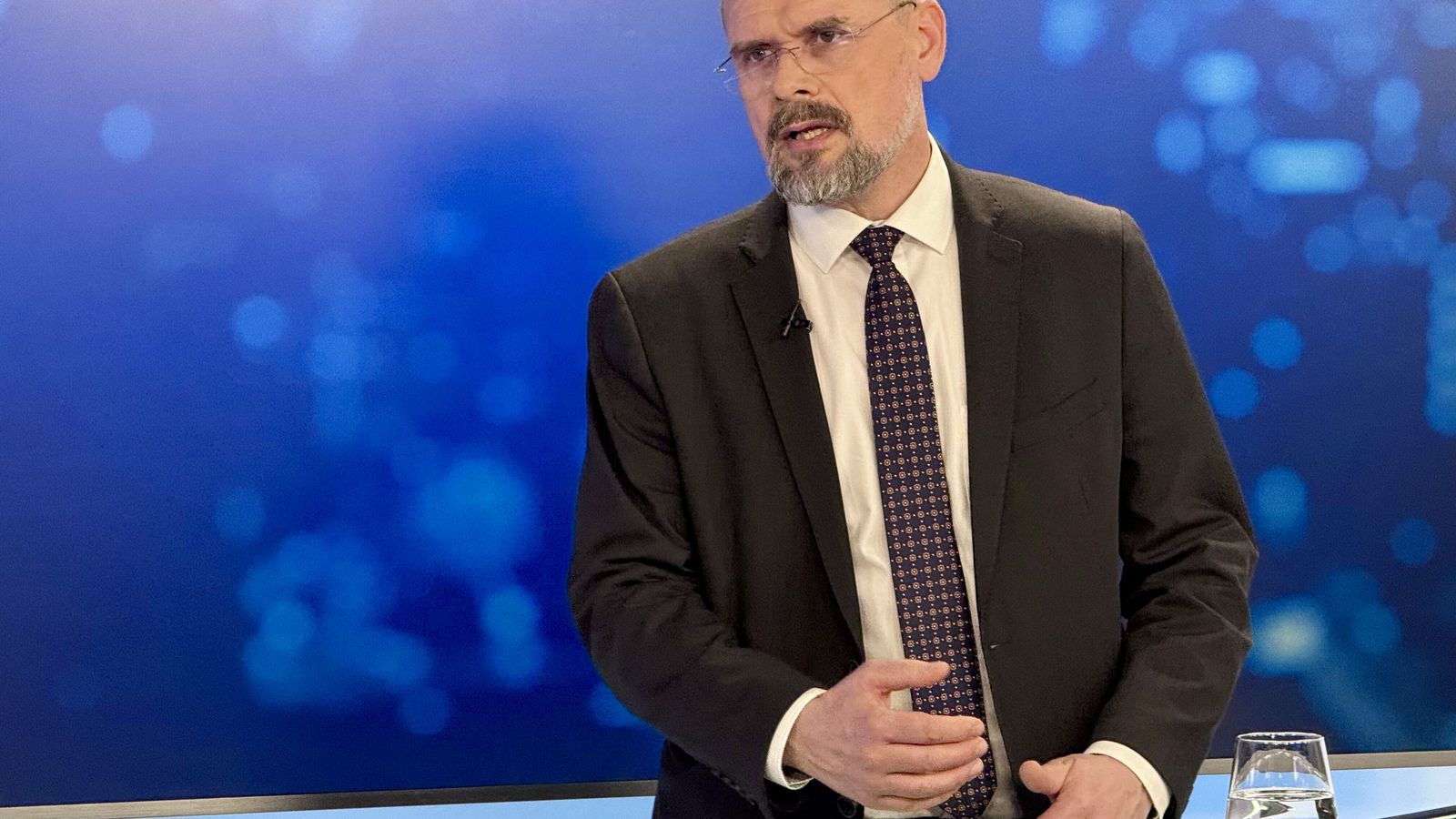 Skatta­lækkanir vinni bein­línis gegn Seðla­bankanum