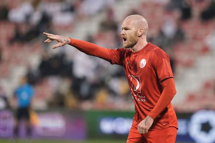 Aron Einar Gunnarsson og félagar hans í Al Arabi tróna á toppnum í Katar.