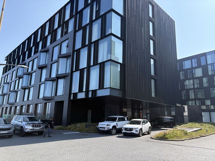 Óljóst er hvenær rannsókn málsins lýkur en hún er unnin milli landa. 