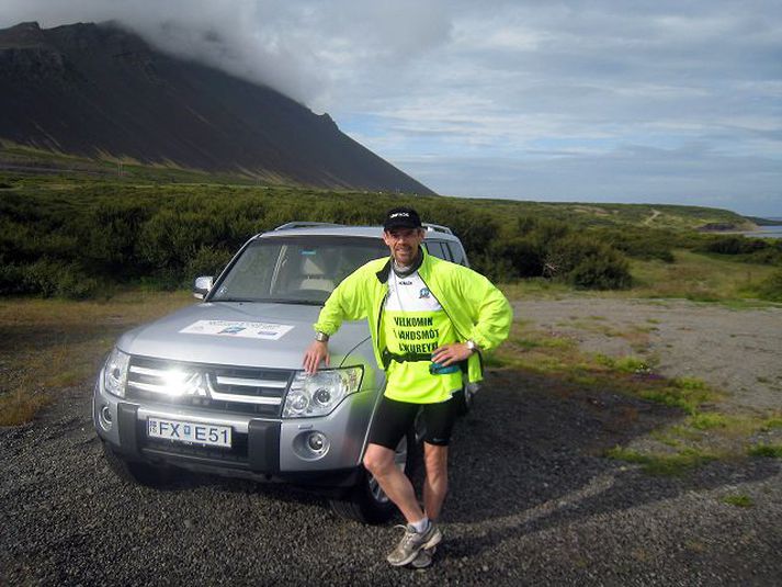 Þeir sem vilja leggja sitt af mörkum til að bæta aðbúnað á Grensásdeildinni geta lagt inn á reikning 0130-26-9981, kt. 660269-5929.