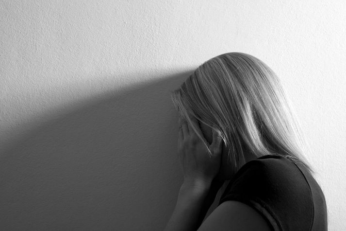 Maðurinn og konan eiga tvö börn saman.