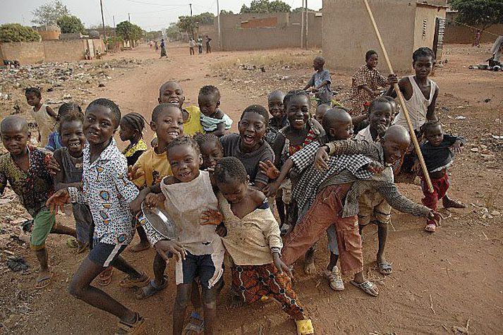Burkina Faso 8600 km. nú sýnd á www.thorsteinnj.is.