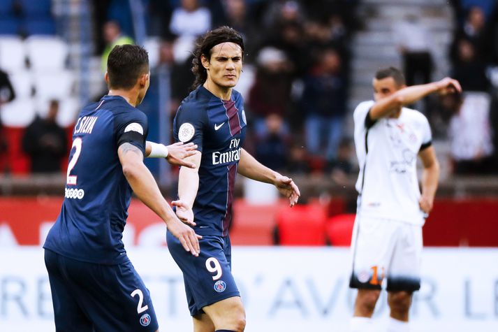 Thiago Silva og Edison Cavani munu ekki leika í búningum PSG á næstu leiktíð.