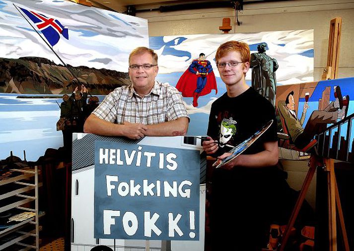Guðmundur og Atli gera listaverk í anda popplistar. Guðmundur segist vilja segja sögu með verkum sínum.Fréttablaðið/gva