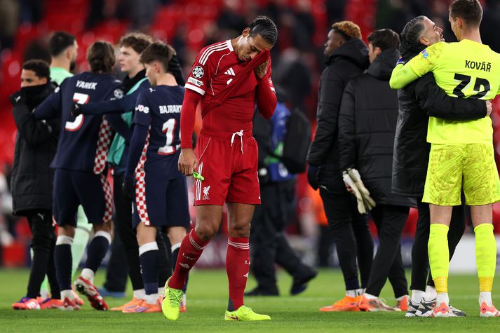 Virgil van Dijk hefur komið í viðtal eftir hvern tapleikinn á fætur öðrum en var ekki tilbúinn að ræða leikinn á móti PSV í gær þar sem hann gaf hollenska liðinu mark á upphafsmínútum leiksins.