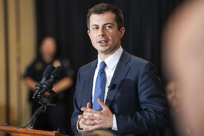 Pete Buttigieg yrði fyrsti opinberlega samkynhneigði maðurinn til að sitja í ríkisstjórn Bandaríkjanna.