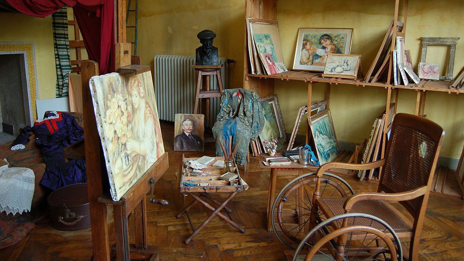 Leita enn að Renoir-þjófunum