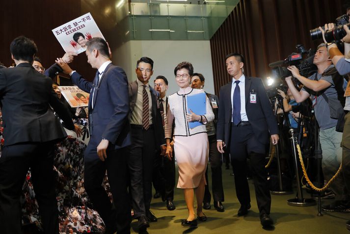 Carrie Lam er ekki sú vinsælasta í Hong Kong.