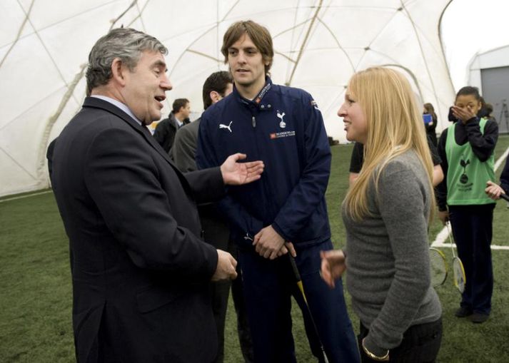 Woodgate spjallar hér við Íslandsóvininn Gordon Brown.