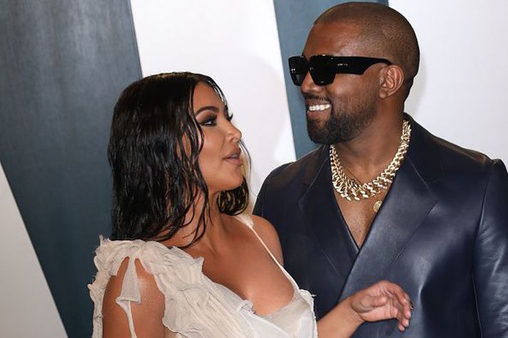 Hjónabandi Kim Kardashian og Kanye West er lokið.