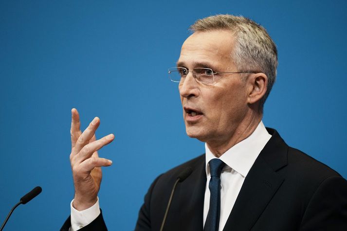 Jens Stoltenberg á blaðamannafundi í dag.