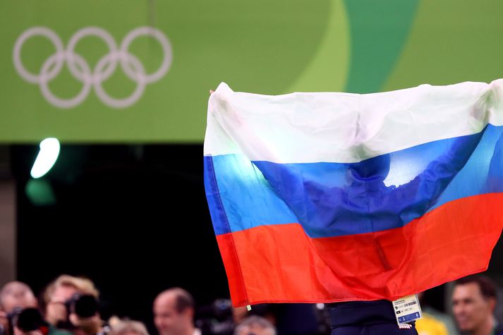 Margir Rússar fá að keppa á Vetrarólympíuleikunum í febrúar á nýju ári en rússneski fáninn verður þó hvergi sjáanlegur.