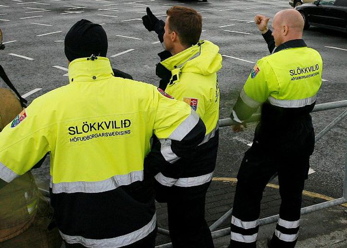 Slökkviliðsmenn ætla að fræða þingmenn um eldvarnir í dag.