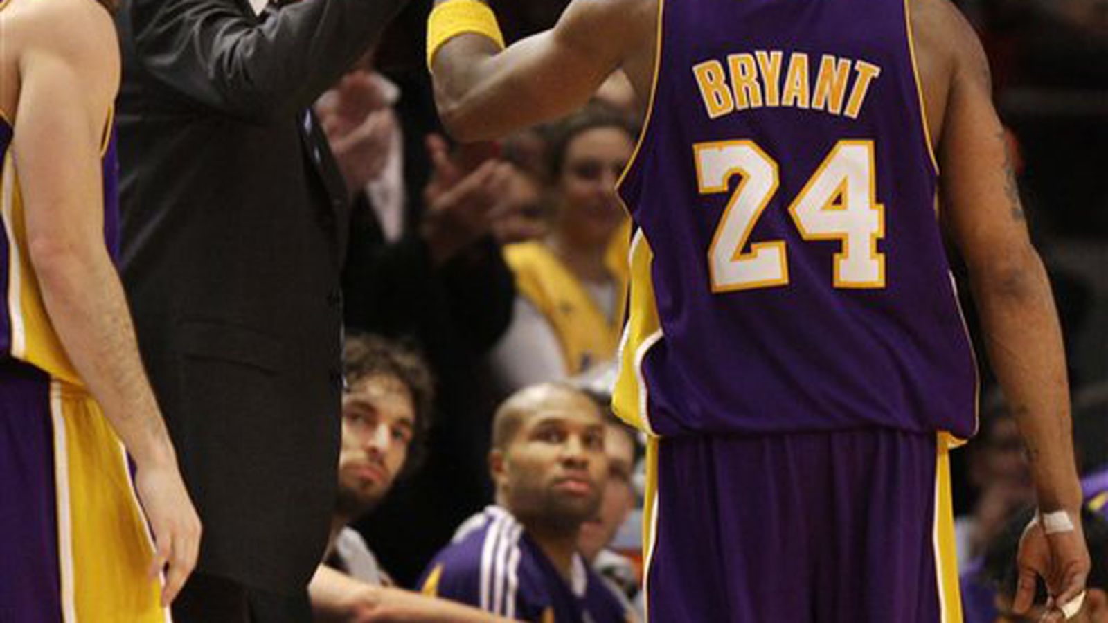 Lakers á undan Bulls að reisa styttu af Phil Jack­son