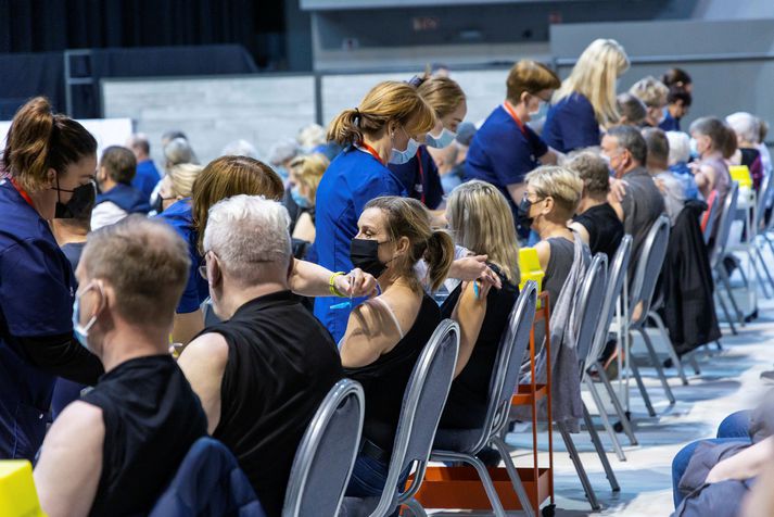 Nokkuð dræm mæting var hjá þeim sem áttu að mæta í bólusetningu í dag og var því fleiri hleypt að.