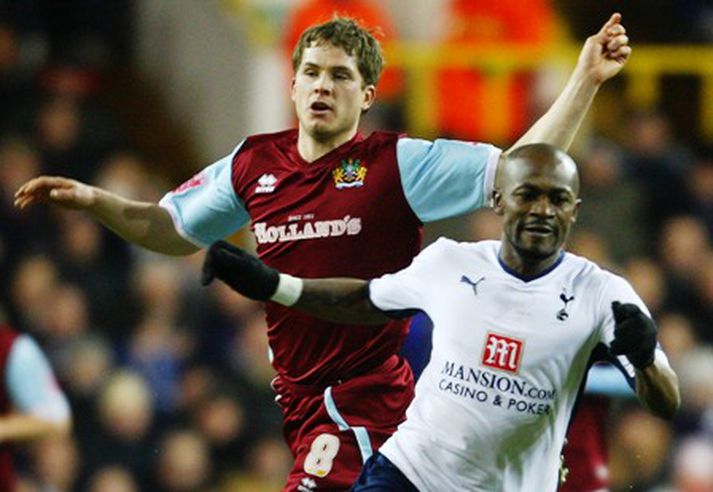 Jóhannes Karl og félagar þurfa að vinna Tottenham með minnst þremur mörkum