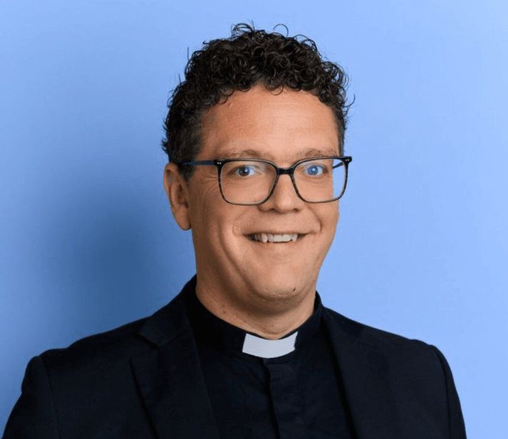 Guðni Már Harðarson hefur lengst af starfað í Lindakirkju.