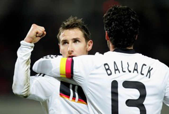 Klose skoraði sitt 37. mark fyrir landsliðið í kvöld