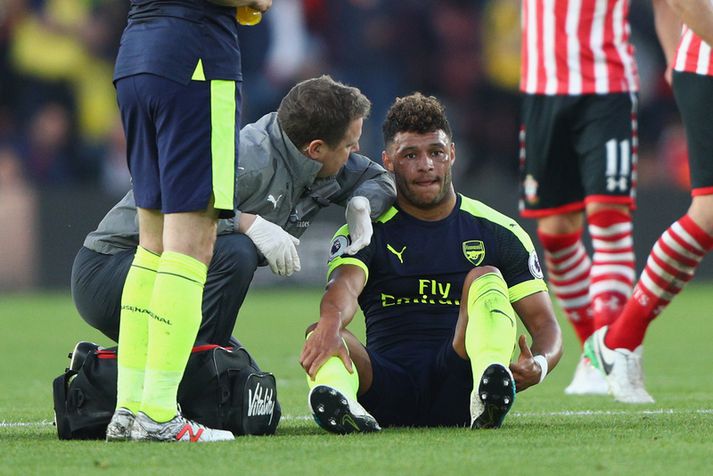 Alex Oxlade-Chamberlain meiddist í gær.