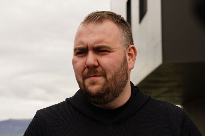 Heiðar Smith, formaður Félags fangavarða, segir mikilvægt að hlúð sé að fangavörðum sem lendi í árásum og þeir fái viðeigandi sálarhjálp.