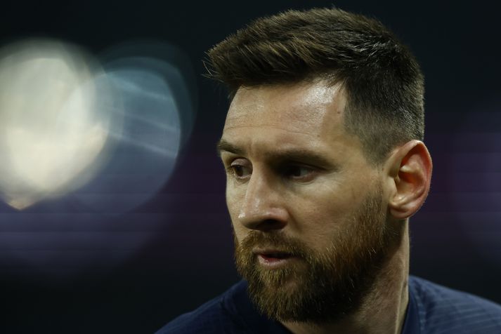 Lionel Messi mun líklega flytja frá París í sumar.