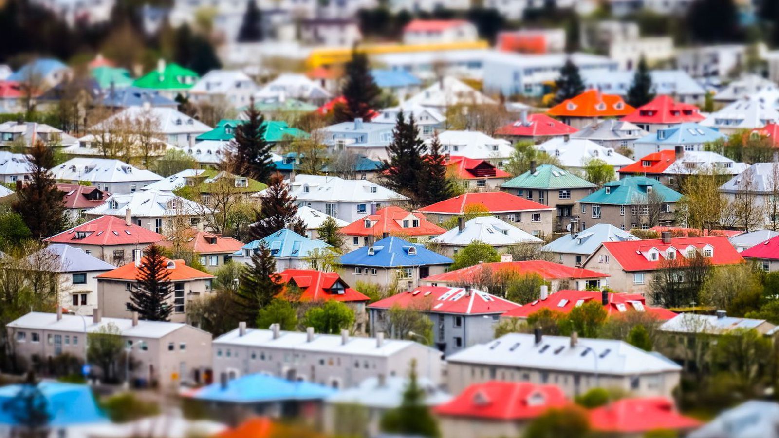 Á­rás barns á önnur börn með belti til rann­sóknar