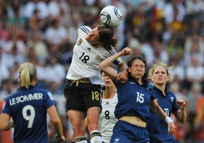 Frá leik Þjóðverja og Frakka í gær.