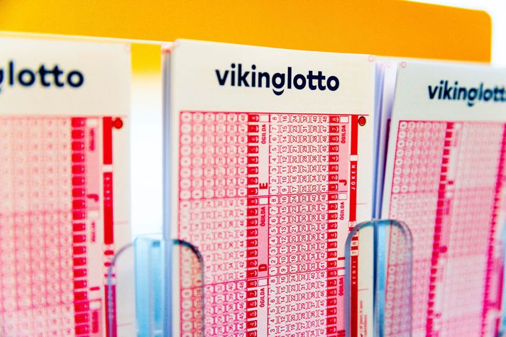 Miðinn var keyptur á netinu. 