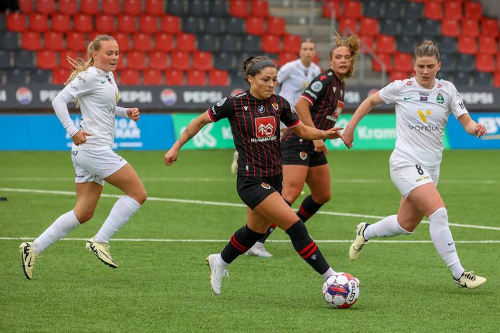 Shaina Ashouri var á skotskónum gegn FH, liðinu sem hún lék með í fyrra og hitteðfyrra.