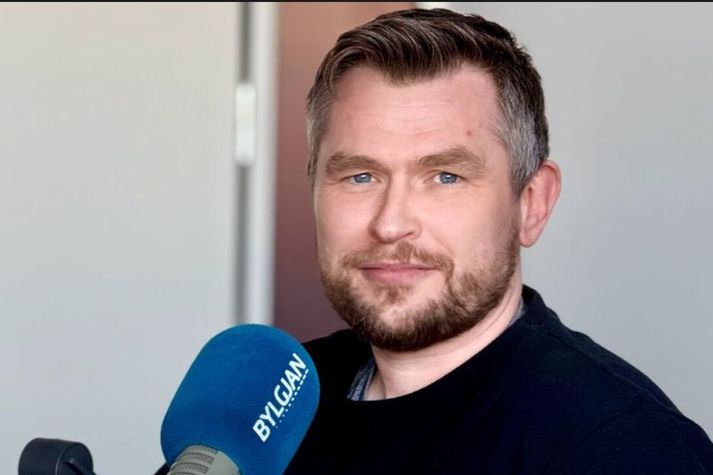 FÍB varar við lé­legum dekkjum: Getur munað mörgum metrum í hemlunar­vega­lengd