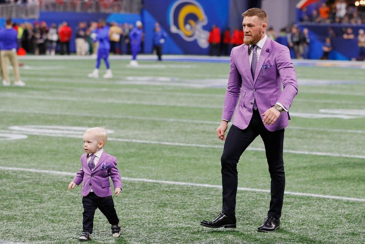 Conor McGregor og Conor McGregor yngri.