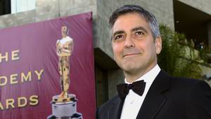 George Clooney er flottastur og vann sem betur fer styttu fyrir leik sinn í Syriana.