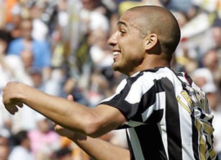 Roma er sagt hafa áhuga á David Trezeguet  leikmanni Juventus.