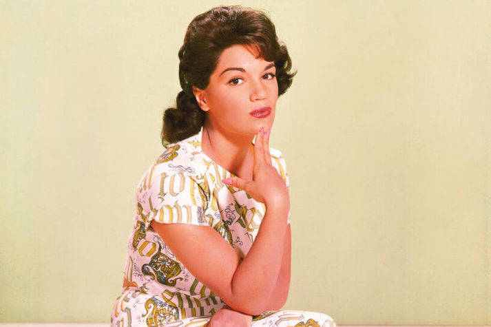Connie Francis naut gríðarlegra vinsælda frá lokum sjötta áratugarins og fram á miðbik þess sjöunda.