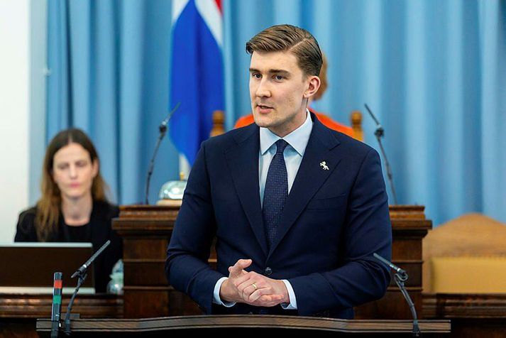 Ræða Snorra Mássonar um framkvæmdaáætlun stjórnvalda í jafnréttismálum hefur vakið mikið umtal. Snorri hefur fengið jákvæð viðbrögð og fundið fyrir gífurlegum meðbyr úr ýmsum áttum, en einnig fengið á sig áburð um hatur og trumpísku.