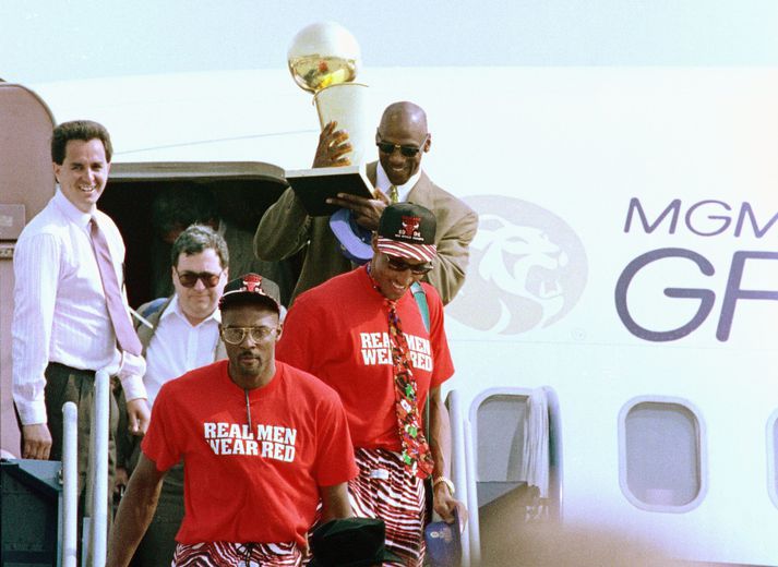 Horace Grant og Michael Jordan unnu þrjá NBA-meistaratitla saman hjá Chicago Bulls. Í dag er grunnt á því góða milli þeirra.