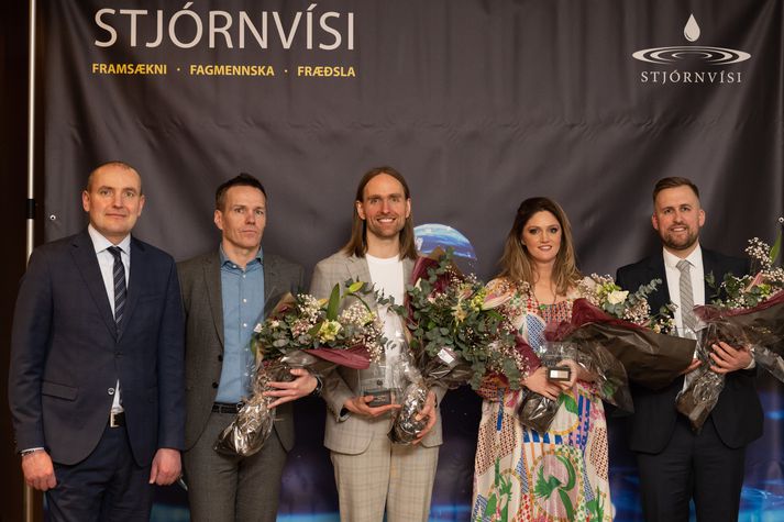 Guðni Th. Jóhannesson, Jón Björnsson, Finnur Pind, Sylvía Kristín Ólafsdóttir og Snorri Páll Sigurðsson á verðlaunaafhendingunni í gær.