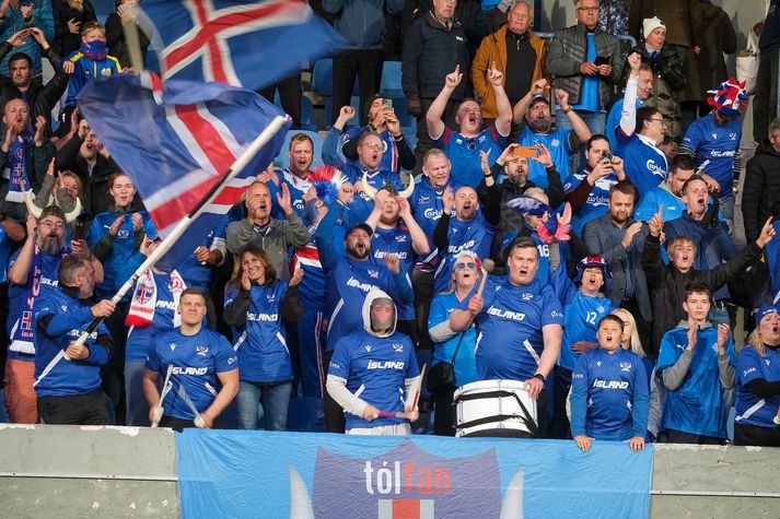 Tólfan var á sínum stað og Big Glacier trommaði sitt fólk áfram