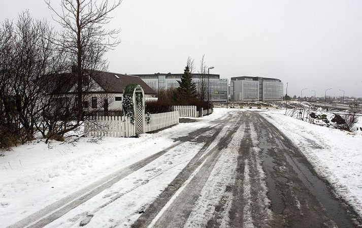 Hús við Hraunhóla í Garðabæ eru meðal þeirra um 120 fasteigna sveitarfélagsins sem notast við rotþrær í stað holræsatenginga.