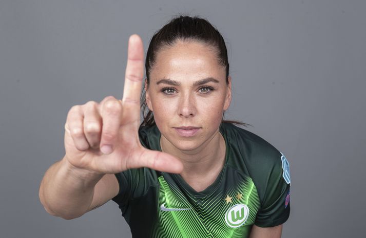 L fyrir Lyon? Sara Björk Gunnarsdóttir er alla vega búin að vera í sambandi við stórveldið.