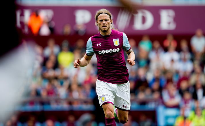 Birkir Bjarnason fær lítið að spila fyrir Villa