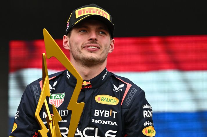 Max Verstappen keyrði stóran hluta kanadíska kappakstursins með fugl fastan í bremsubúnaði.