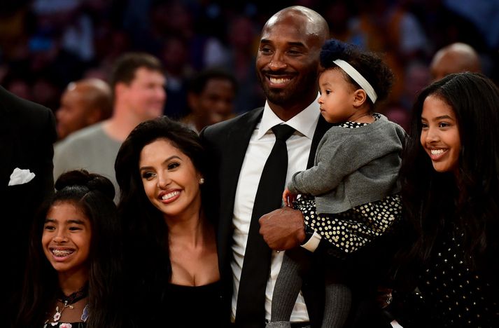 Kobe Bryant, Vanessa Bryant og dætur þeirra Natalia, Bianka og Gianna. Þarna vantar Capri, sem var ekki fædd.