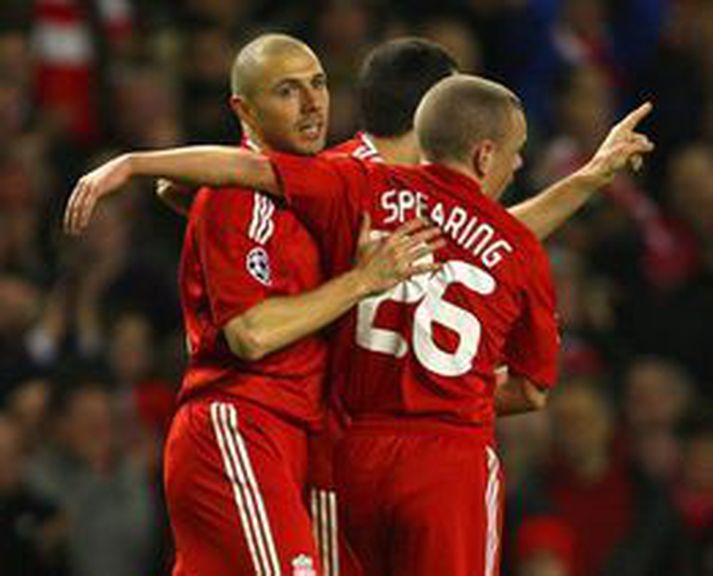 Andrea Dossena í leik með Liverpool.
