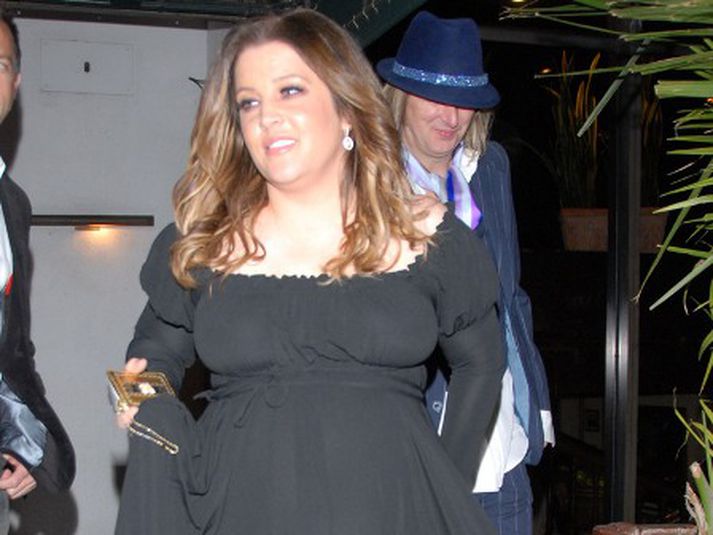 Lisa Marie Presley fær ekki frið frá fjölmiðlum þessa dagana.